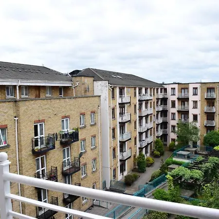1 Bedroom Near Guinness Storehouse Sleeps 2 Dublin